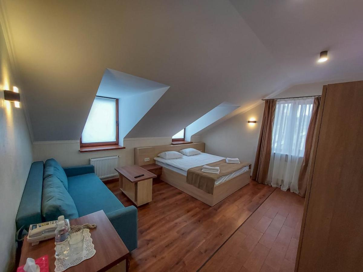 Graff Hotel Dnipro Bagian luar foto
