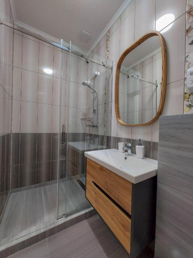 Graff Hotel Dnipro Bagian luar foto
