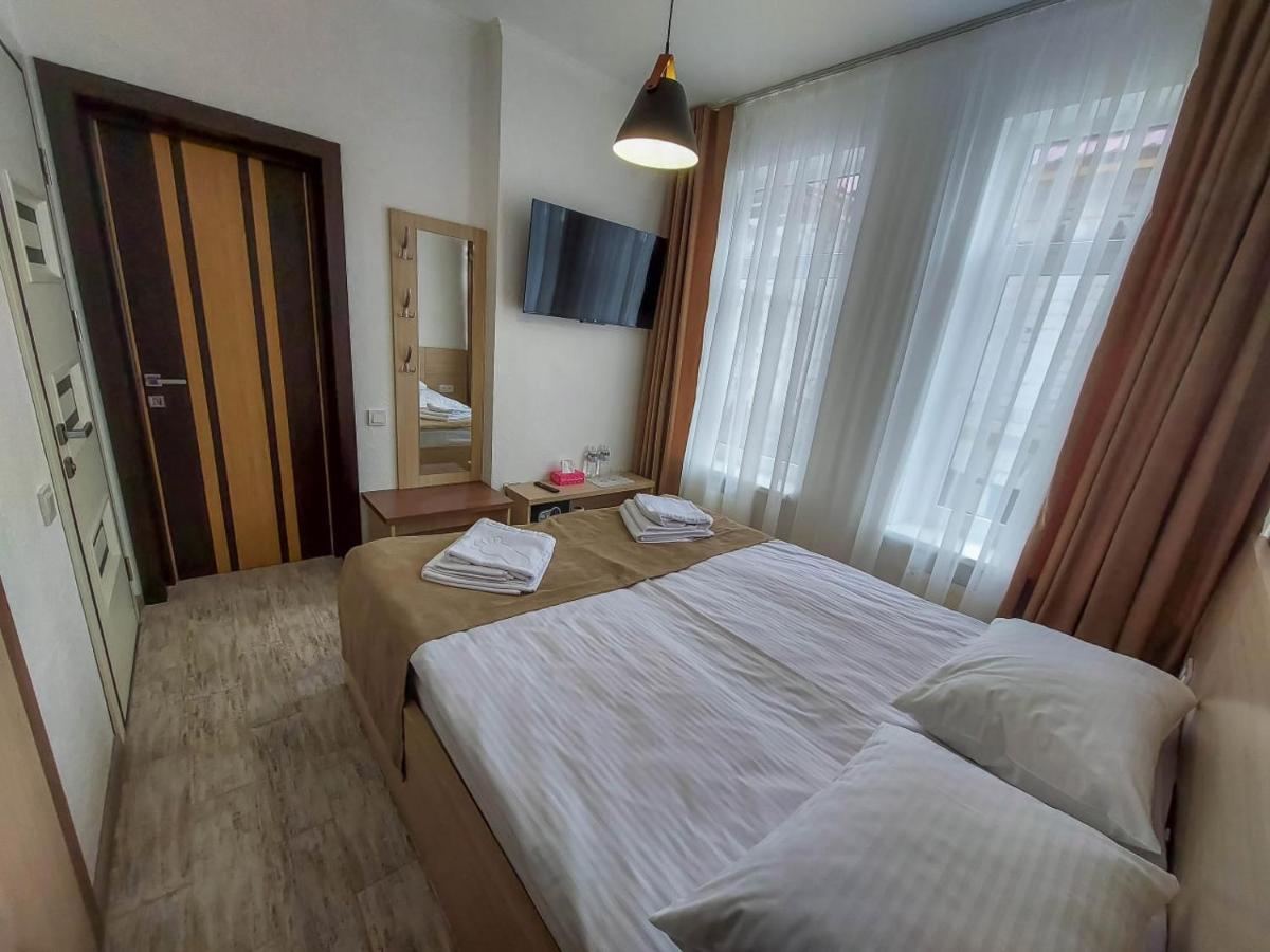 Graff Hotel Dnipro Bagian luar foto
