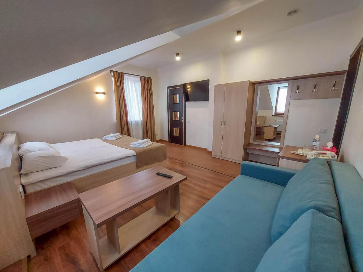 Graff Hotel Dnipro Bagian luar foto
